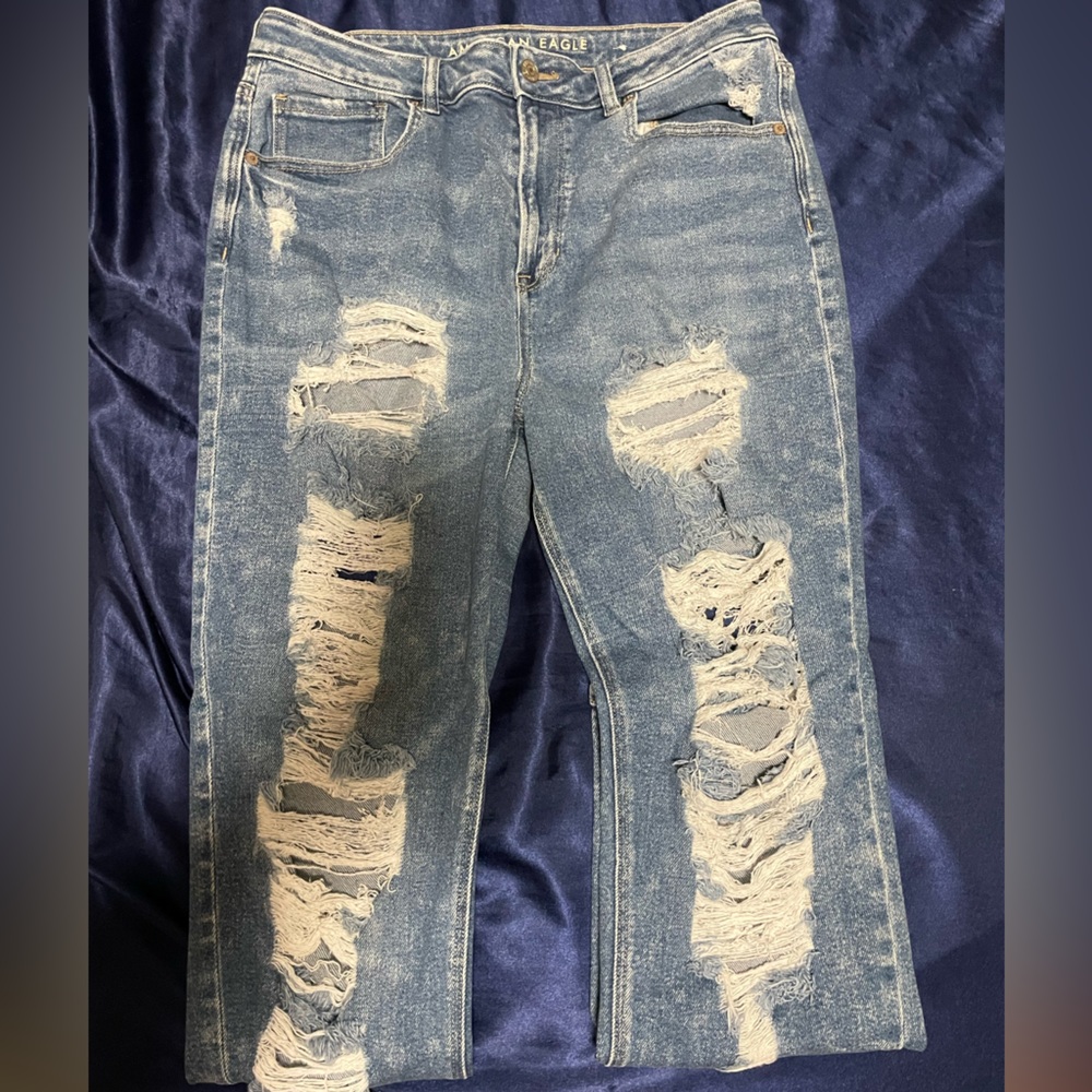 american eagle well worn blue super distressed jeans